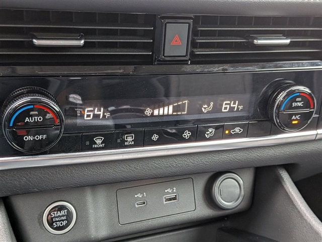 2021 Nissan Rogue SV:39502N