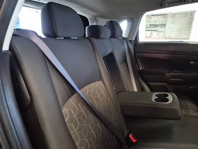 2027 Mitsubishi Outlander Sport ES:MI230590