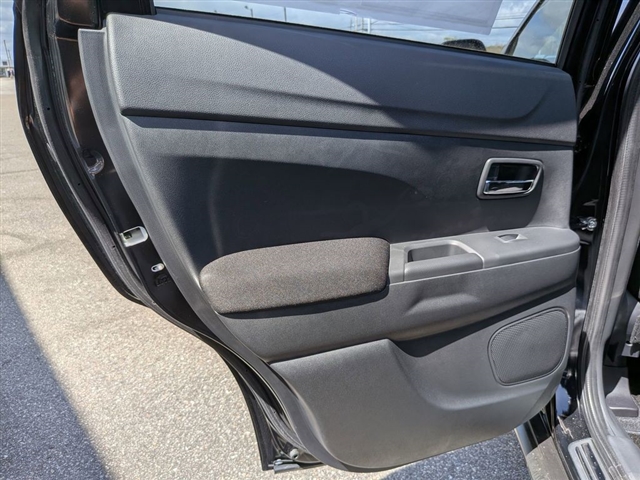 2026 Mitsubishi Outlander Sport SE:MI330350