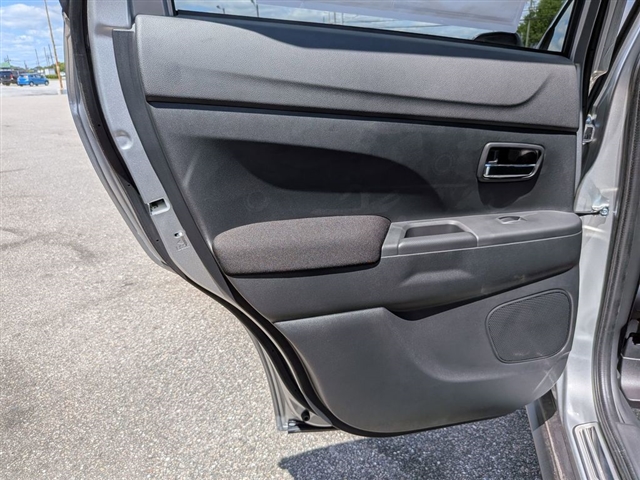 2026 Mitsubishi Outlander Sport SE:MI330400