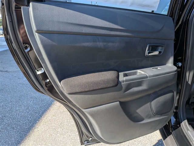 2025 Mitsubishi Outlander Sport ES:MM339800