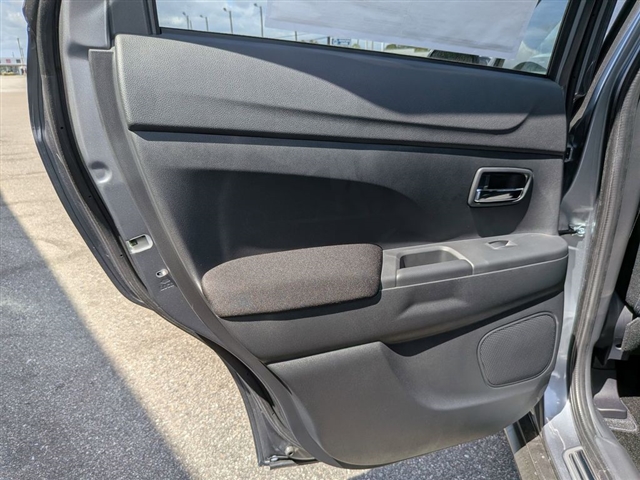 2026 Mitsubishi Outlander Sport SE:MI330380