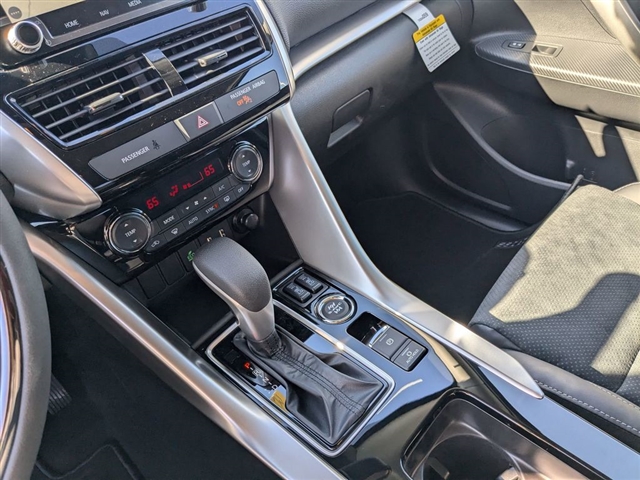 2025 Mitsubishi Eclipse Cross SE:M241510