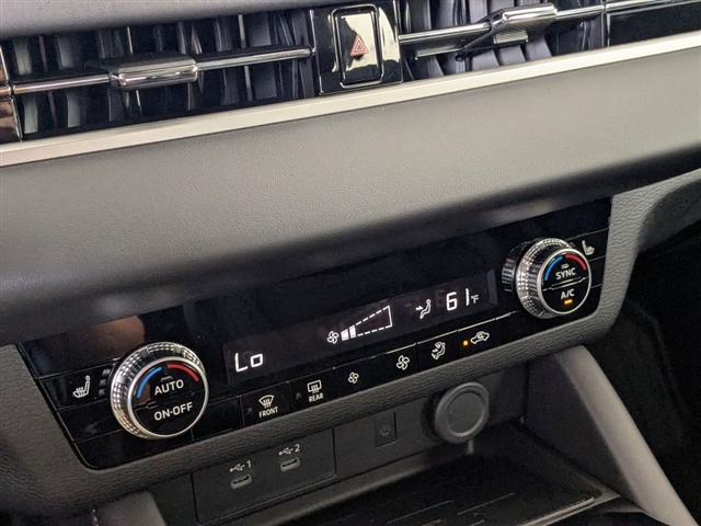 2025 Mitsubishi Outlander SE:MM39470