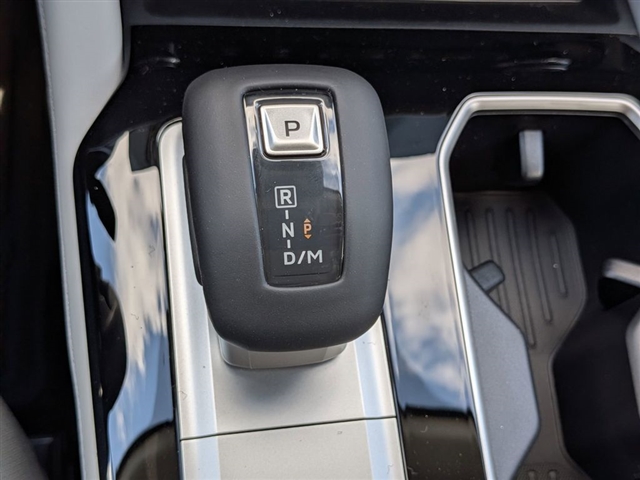 2026 Mitsubishi Outlander SE:MI30280