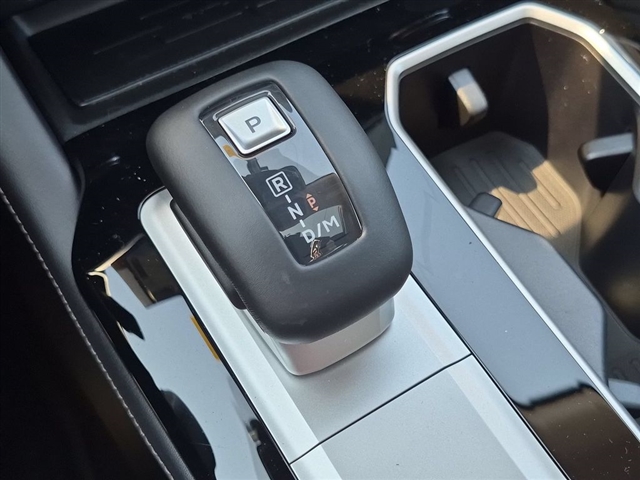 2026 Mitsubishi Outlander SE:MI30530