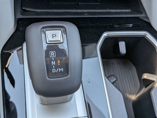 2026 Mitsubishi Outlander SE:MI30300