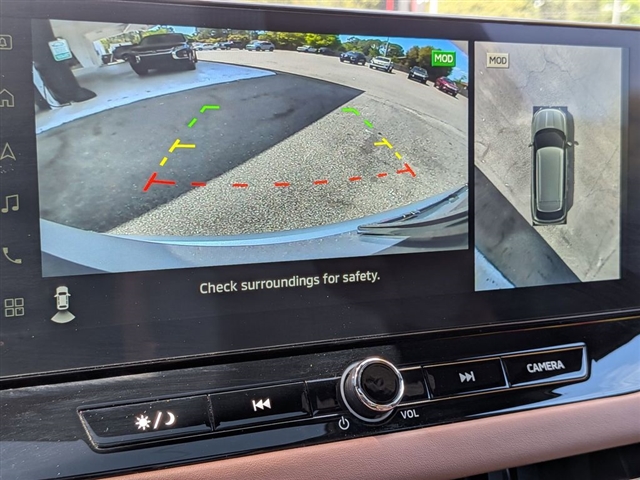 2025 Mitsubishi Outlander SEL:MU39520