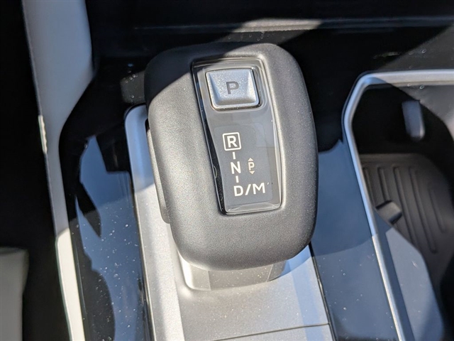 2025 Mitsubishi Outlander SE:MM139900