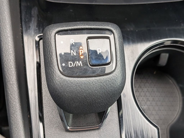 2021 Nissan Rogue SV:39502N