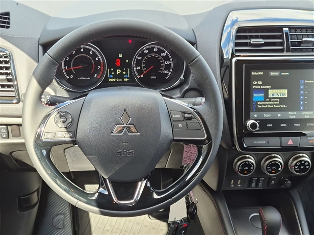 2027 Mitsubishi Outlander Sport LE:MI230580