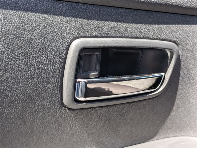 2026 Mitsubishi Outlander Sport SE:MI330380