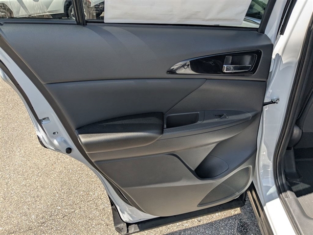 2025 Mitsubishi Eclipse Cross SEL:M241550