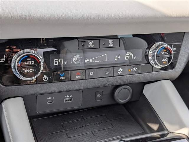 2023 Mitsubishi Outlander SE:39881N