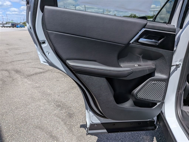 2026 Mitsubishi Outlander SE:MI30440