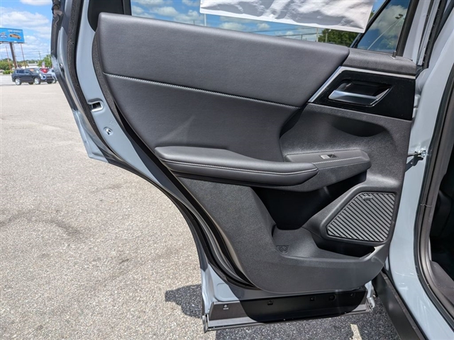 2026 Mitsubishi Outlander SE:MI30410