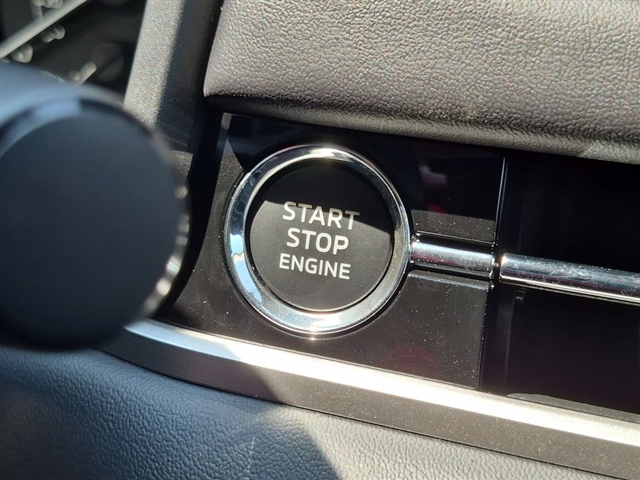 2026 Mitsubishi Outlander SE:MI30520