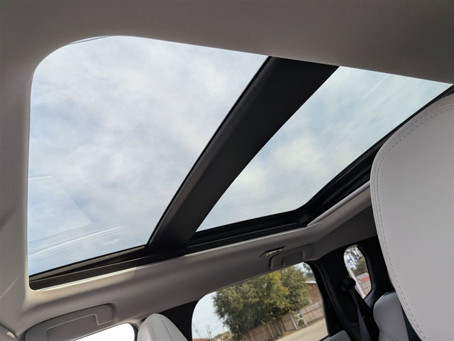 2026 Mitsubishi Outlander SE:MI30140