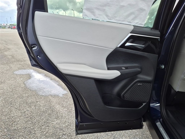 2026 Mitsubishi Outlander SE:MI30510