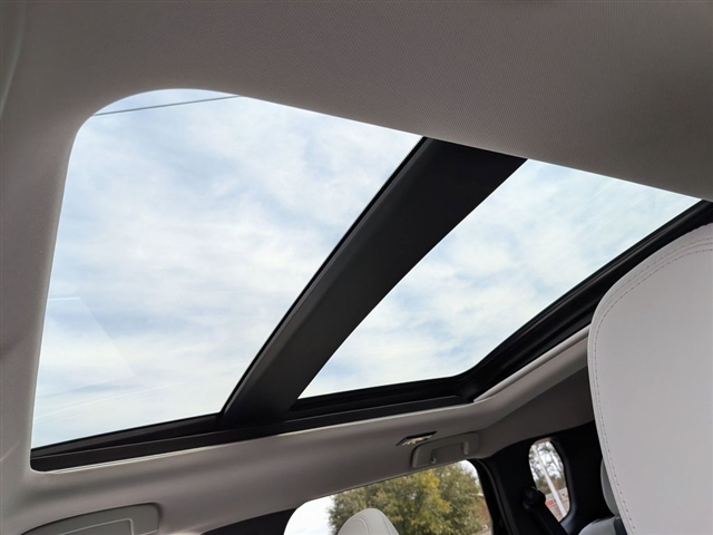 2026 Mitsubishi Outlander SE:MI30150