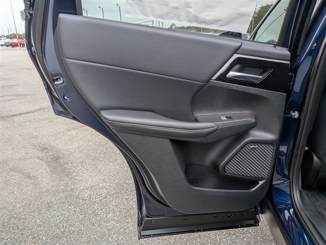 2026 Mitsubishi Outlander SE:MI30250