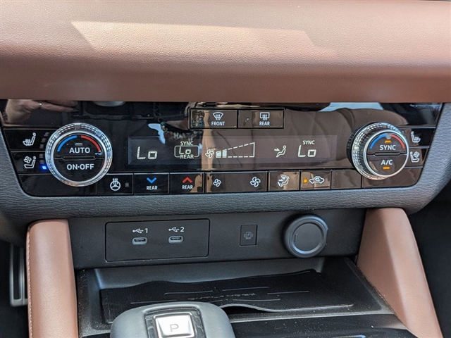 2025 Mitsubishi Outlander SEL:MU39520