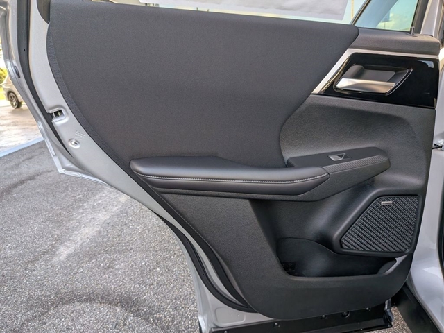 2025 Mitsubishi Outlander ES:MM139920