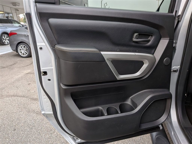 2019 Nissan Titan XD S:01880UU