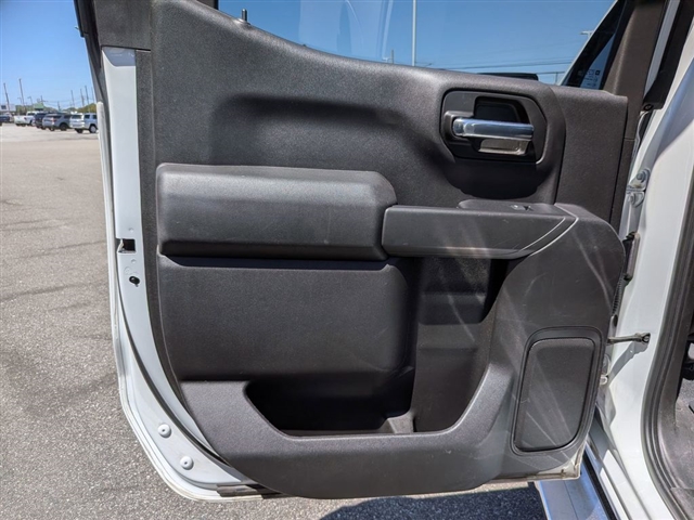 2021 Chevrolet Silverado 1500 LT:02230UU
