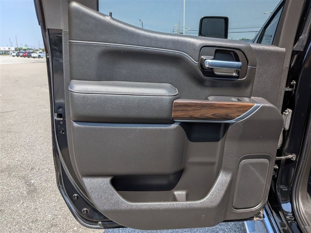 2021 GMC Sierra 1500 SLT:02300UU