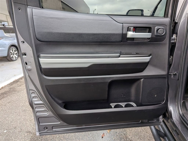 2020 Toyota Tundra SR5:01960UU