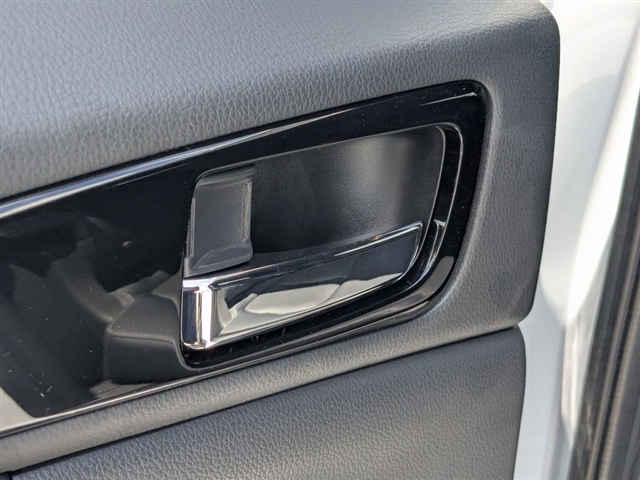 2025 Mitsubishi Eclipse Cross SEL:M241560