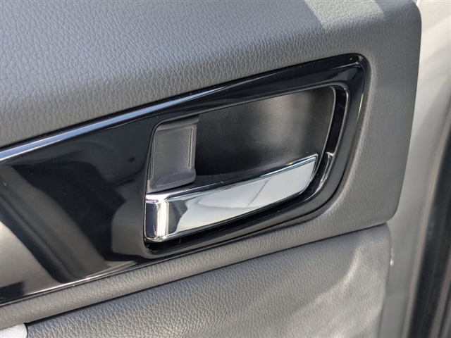 2025 Mitsubishi Eclipse Cross SEL:M241540