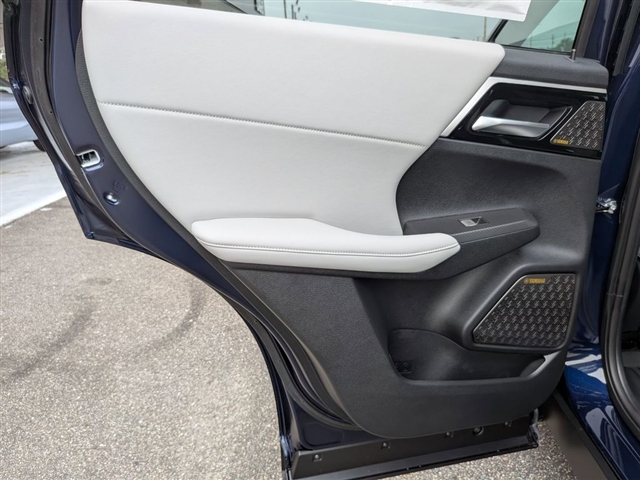 2025 Mitsubishi Outlander SE:MM39960