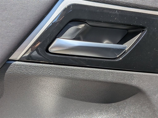 2026 Mitsubishi Outlander SE:MI30430
