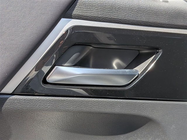 2026 Mitsubishi Outlander SE:MI30330