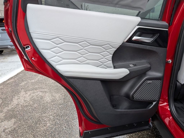 2025 Mitsubishi Outlander SEL:MM39930