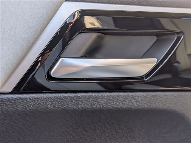 2025 Mitsubishi Outlander SE:MM139900