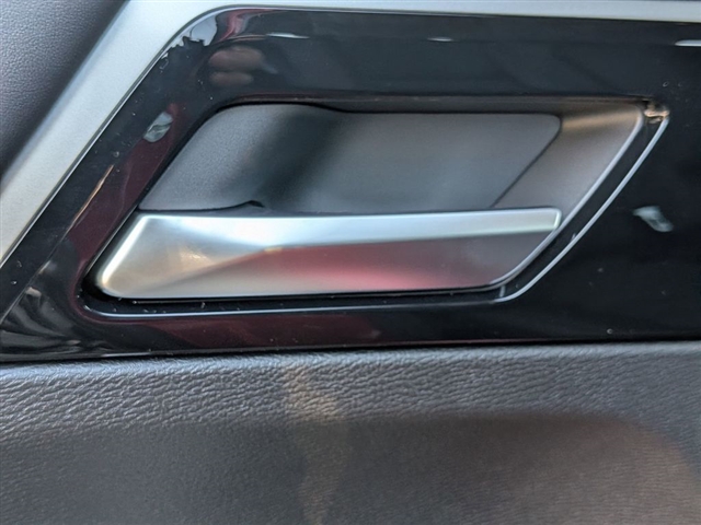 2025 Mitsubishi Outlander SE:MI30000