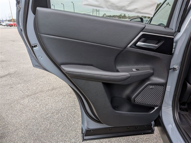 2026 Mitsubishi Outlander SE:MI130200