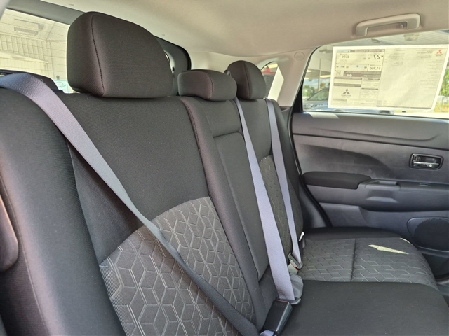2027 Mitsubishi Outlander Sport S:MI230550