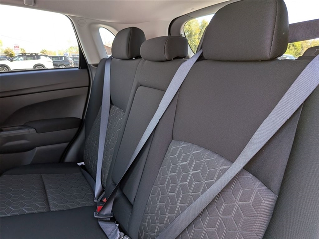 2026 Mitsubishi Outlander Sport SE:MI330350