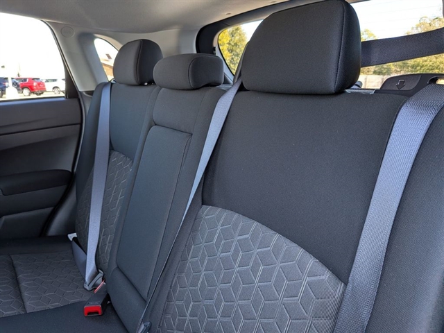 2026 Mitsubishi Outlander Sport SE:MI330190