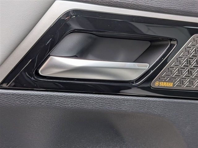 2026 Mitsubishi Outlander SE:MI30140