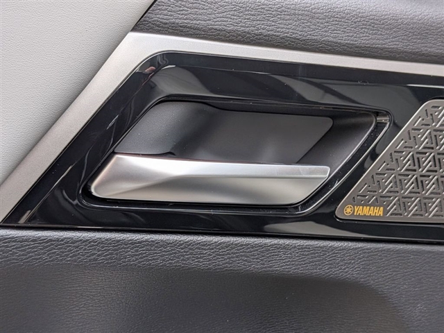 2026 Mitsubishi Outlander SE:MI30150