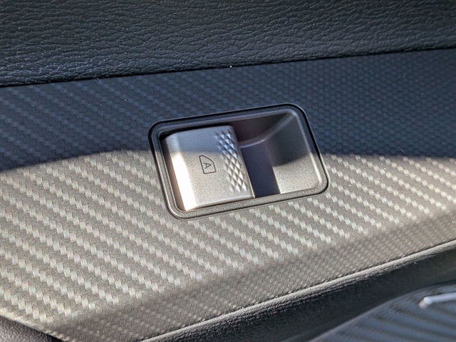 2025 Mitsubishi Outlander SE:MM139910