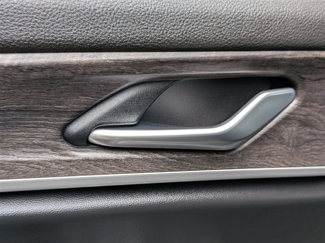 2022 Jeep Grand Cherokee Limited:02460UU