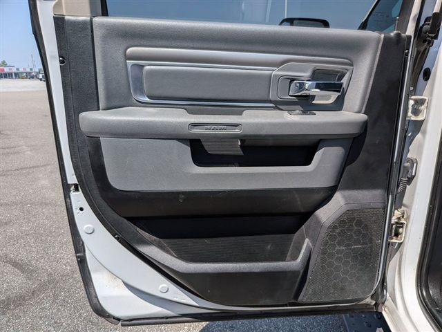 2018 RAM 1500 SLT:02170UU