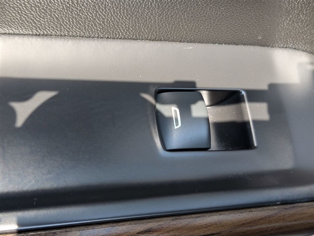 2021 GMC Sierra 1500 SLT:02300UU