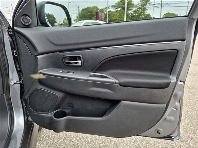 2027 Mitsubishi Outlander Sport S:MI230540